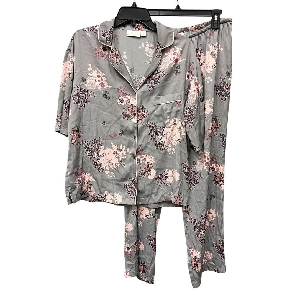 Nordstrom Lingerie Floral Pajama Set Gray Pink Short Sleeve Pants Medium